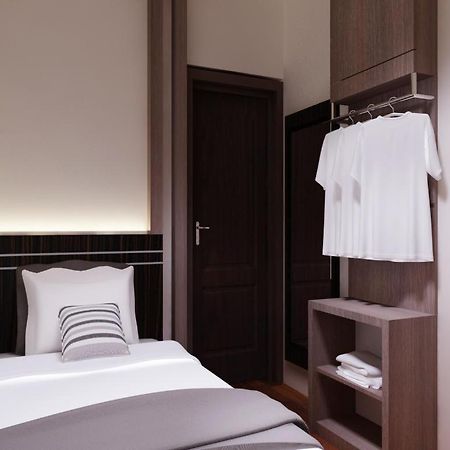 Neotel Hotel City Centre Tanjung Redep Eksteriør billede
