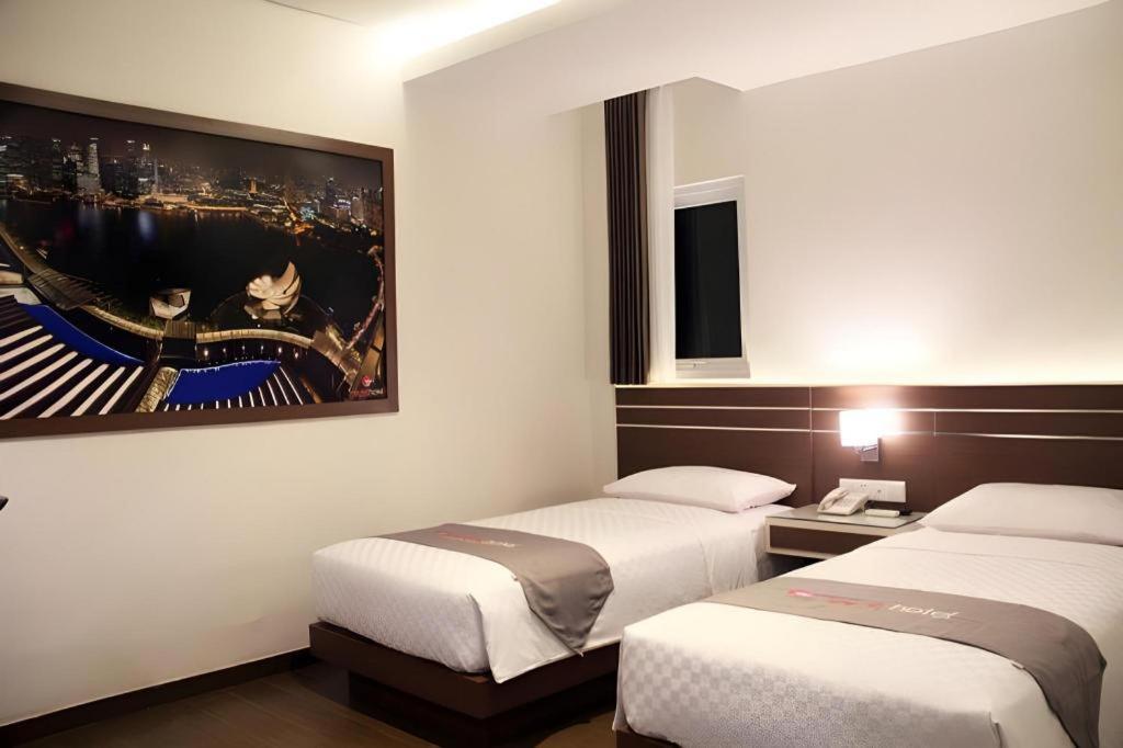 Neotel Hotel City Centre Tanjung Redep Eksteriør billede