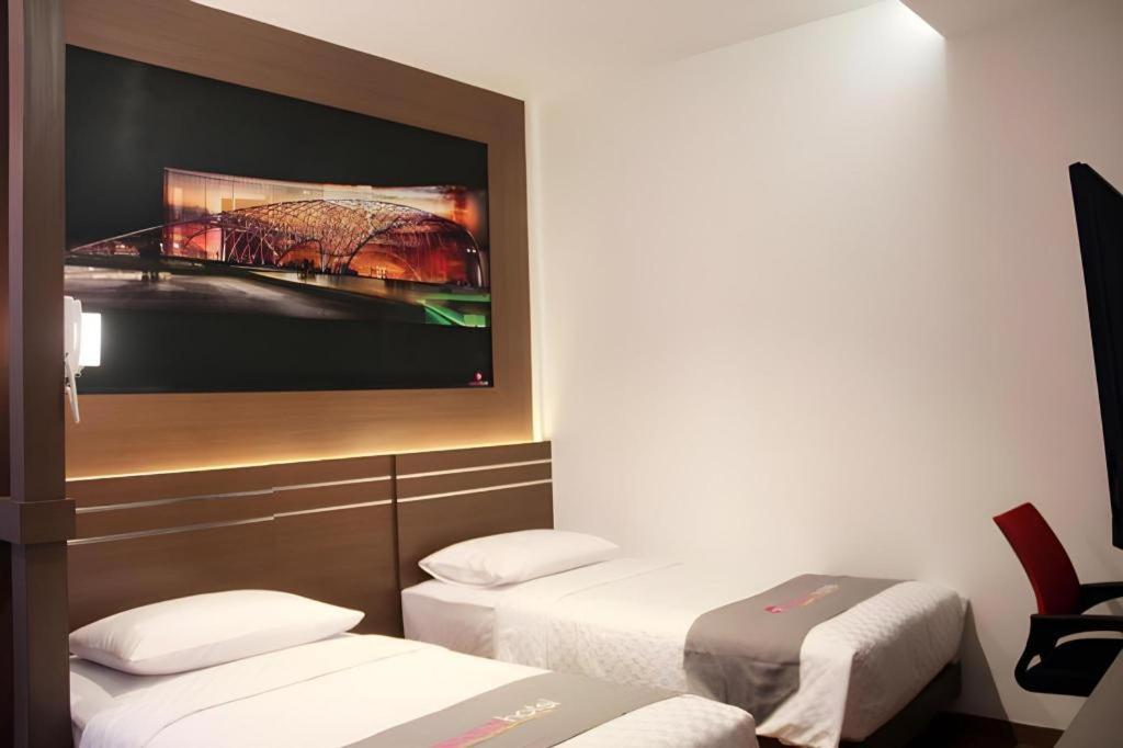 Neotel Hotel City Centre Tanjung Redep Eksteriør billede